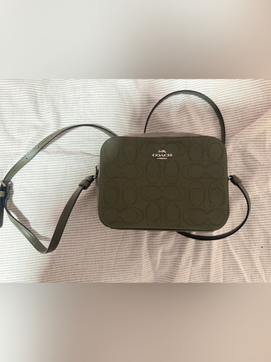 Coach Handbags - COACH crossbody bag
